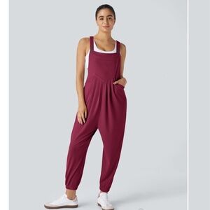 HALARA NWT Dark Red Jogger